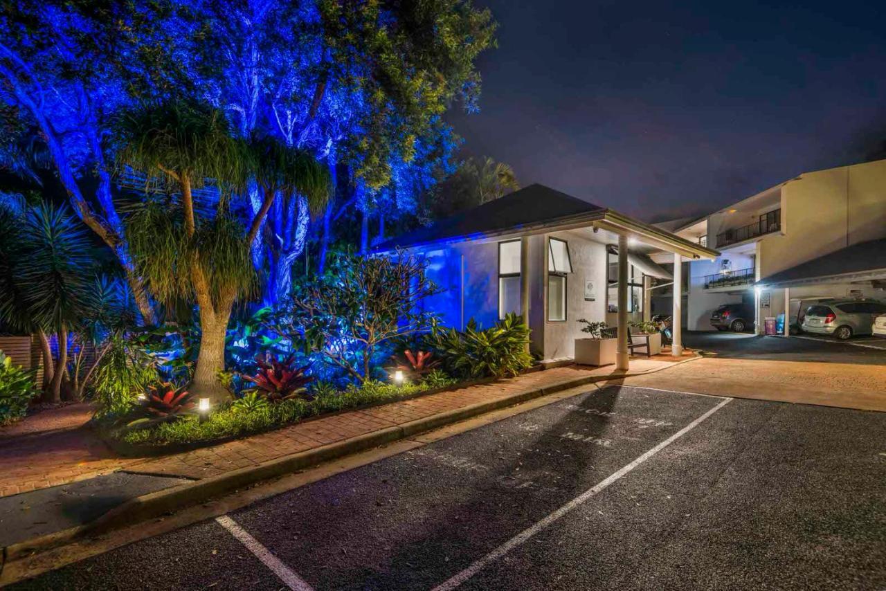 The Oasis Apartments And Treetop Houses Byron Bay Exteriör bild