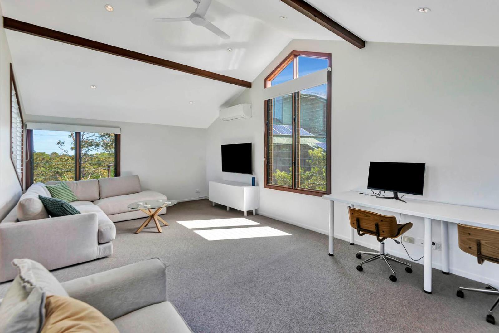 The Oasis Apartments And Treetop Houses Byron Bay Exteriör bild