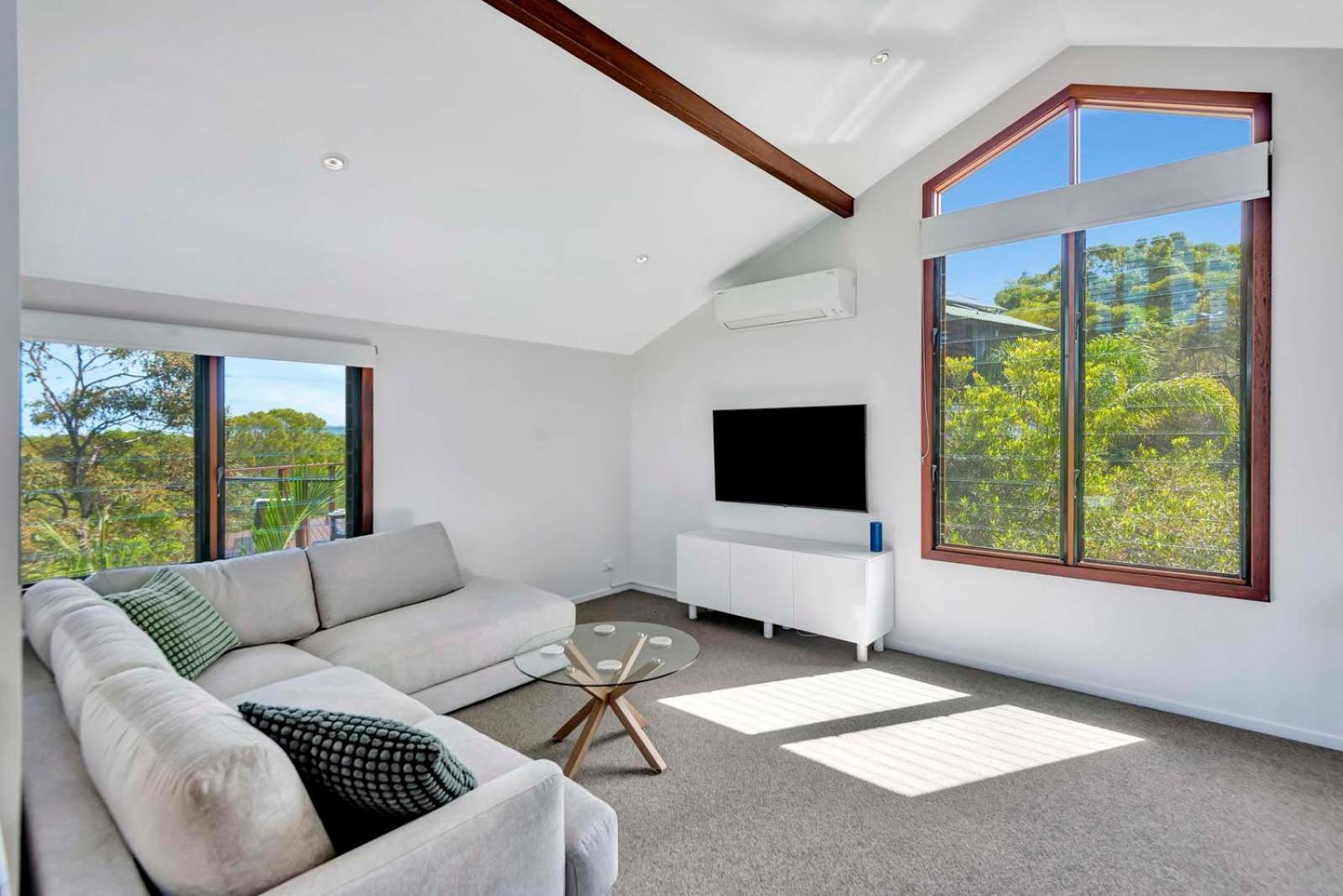 The Oasis Apartments And Treetop Houses Byron Bay Exteriör bild